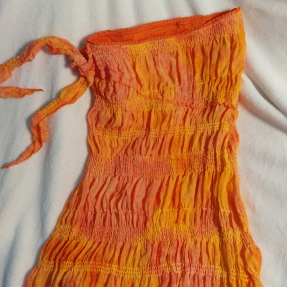 New and unique  Ruffled  Skirt . Petite